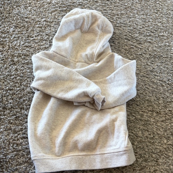 Nike Kids Gray Matching Set - Picture 5 of 7